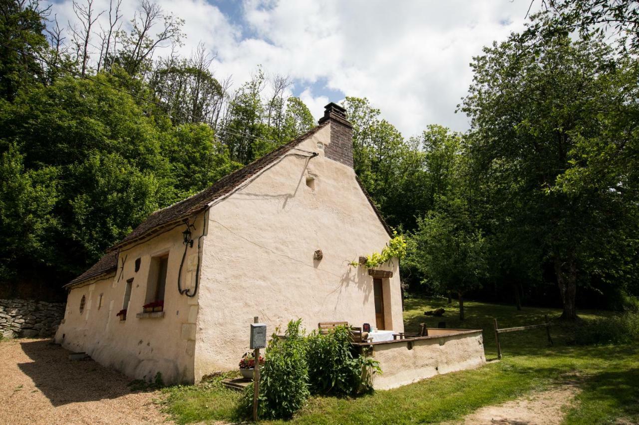 Holiday Home Le Vaugarnier Couture-sur-Loir Exteriör bild