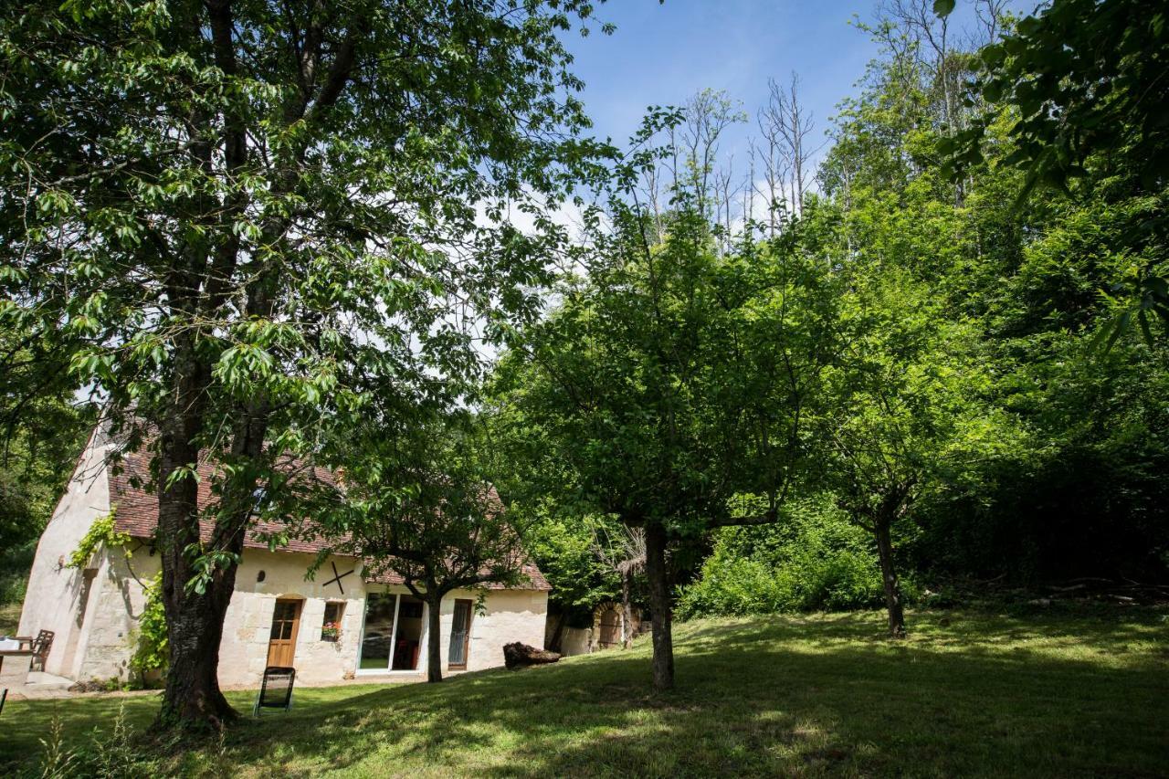 Holiday Home Le Vaugarnier Couture-sur-Loir Exteriör bild