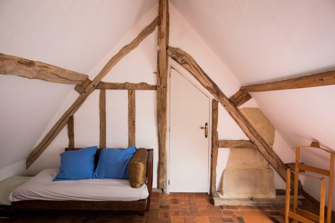 Holiday Home Le Vaugarnier Couture-sur-Loir Exteriör bild