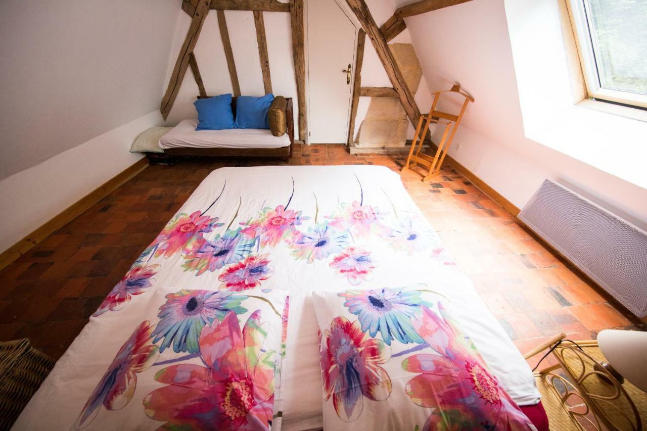 Holiday Home Le Vaugarnier Couture-sur-Loir Exteriör bild
